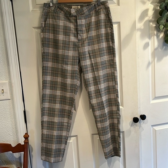 Bando brand size 34R flat front pants - Picture 1 of 5